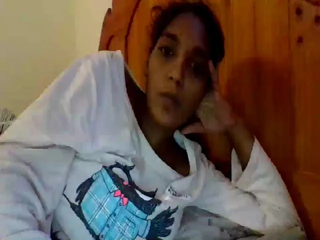 Live sex webcam photo for IndianvixxenX #259131455