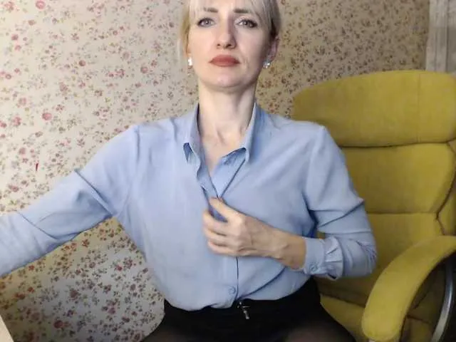 Live sex webcam photo for Mallinia #287955267