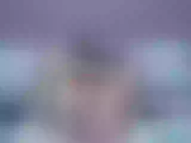 Live sex webcam photo for PinkChristine #260253211