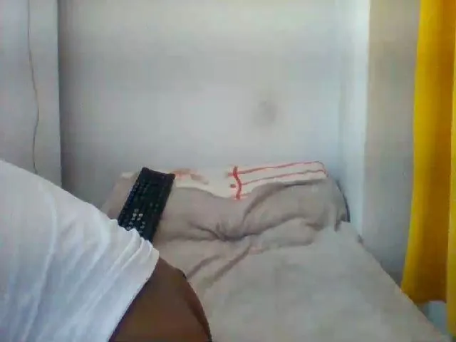 Live sex webcam photo for LaraDark #256352643