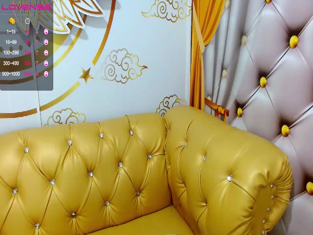 Live sex webcam photo for Aniie_pink #265043255