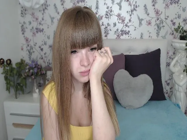 Live sex webcam photo for Ssexy_Kitty #252795359