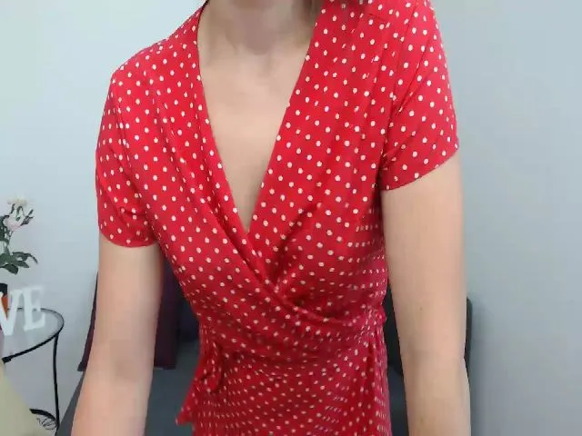 Live sex webcam photo for Drive_Monika #253042282