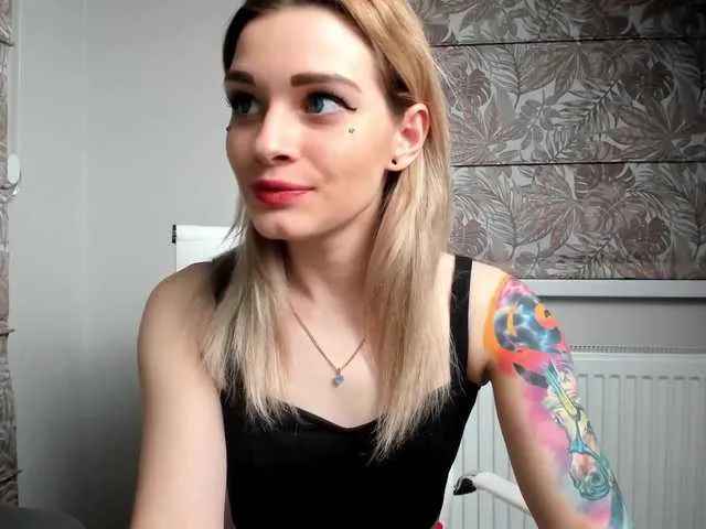 Live sex webcam photo for harleyquinn9 #241028923