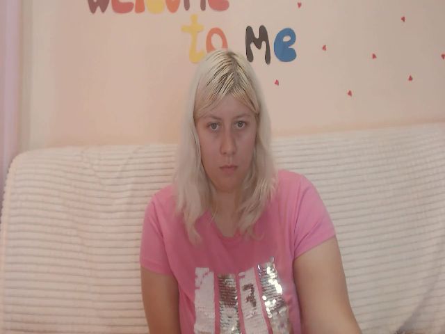 Live sex webcam photo for Kylie_Pag #264163297