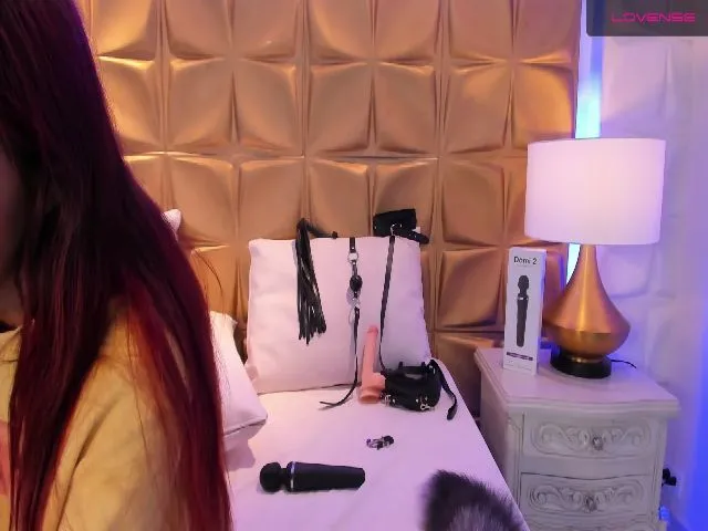 Live sex webcam photo for CandyLaw_ #255975762