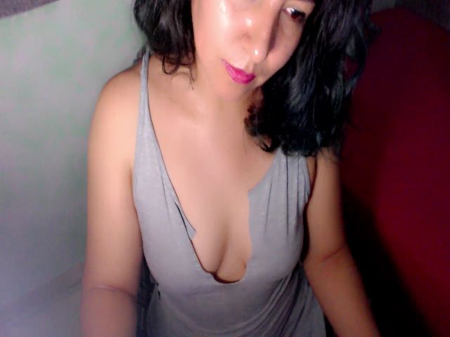 Live sex webcam photo for Azuhky #259675664