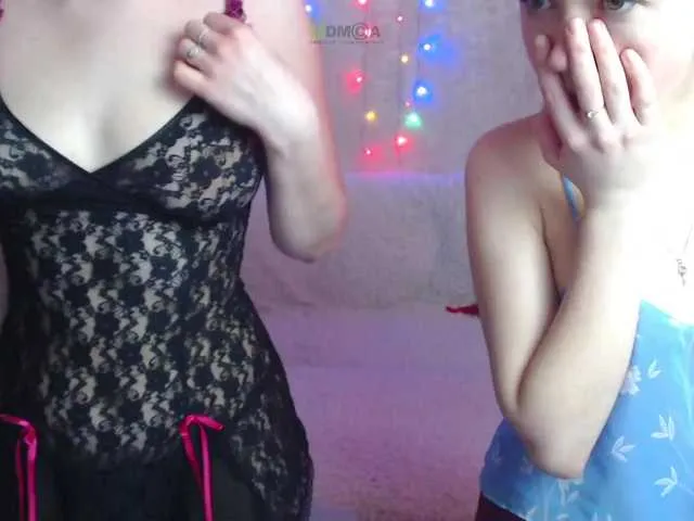 Live sex webcam photo for UnicornsLove #241343761