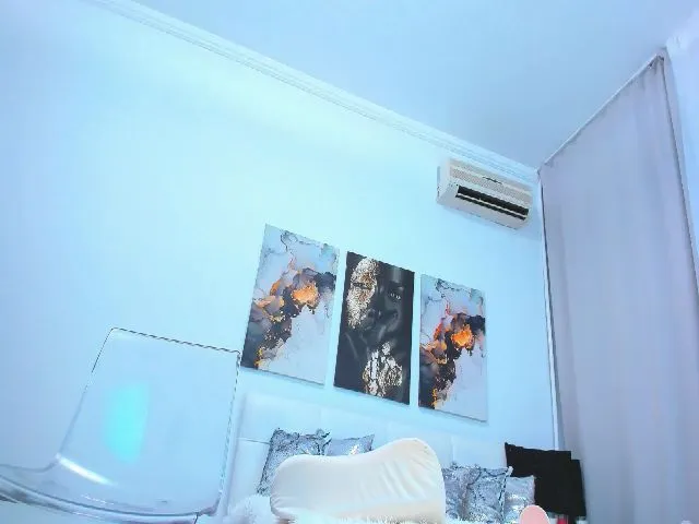Live sex webcam photo for WowEva #252809887