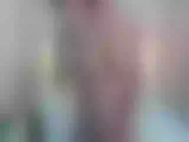 Live sex webcam photo for Yamyra #258840436