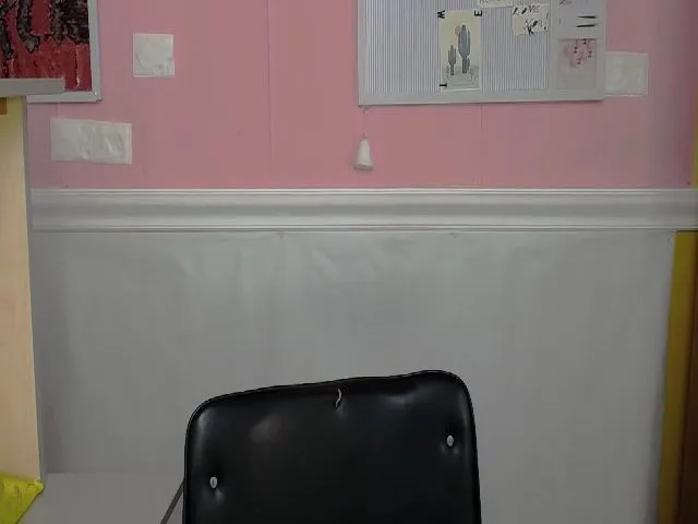 Live sex webcam photo for MonLais #265443462
