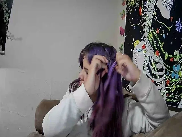 Live sex webcam photo for Lilmisspurp #255540609