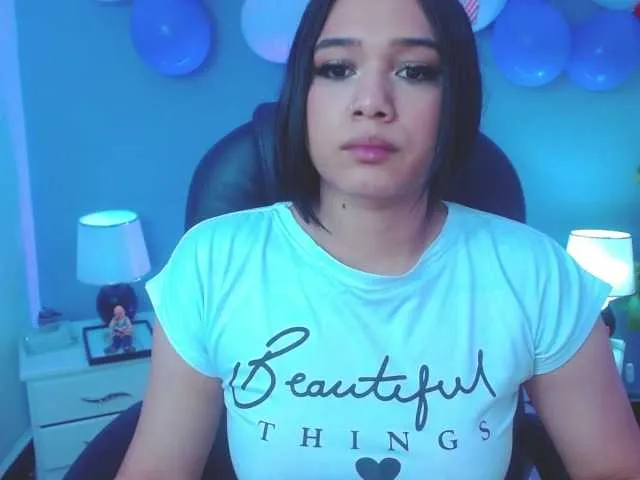 Live sex webcam photo for Catalina-Rose #251375566