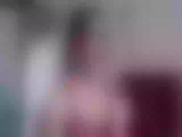 Live sex webcam photo for Sun_kissed1 #256814958