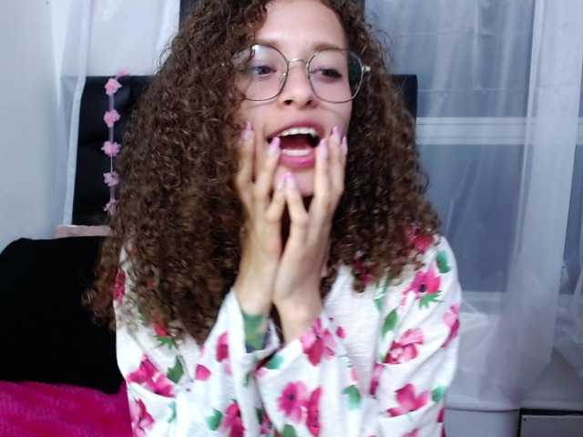 Live sex webcam photo for mermaid-princ #252049222