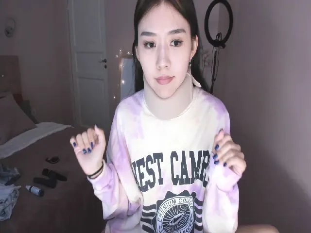 Live sex webcam photo for AyaJanae #259235785
