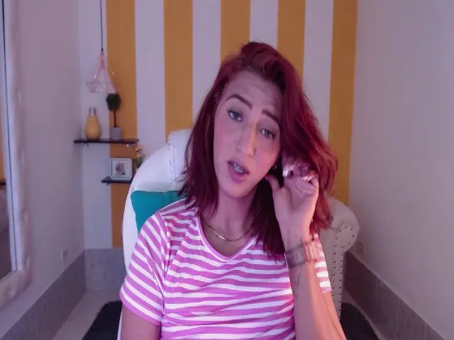 Live sex webcam photo for Julietacollin #255878010