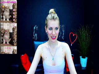 Live sex webcam photo for LiliManchest #251931051