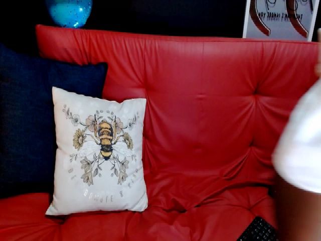 Live sex webcam photo for Ebonyindian69 #253912867