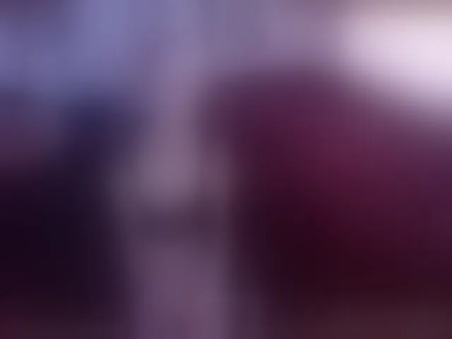 Live sex webcam photo for EmberBurns #262435689