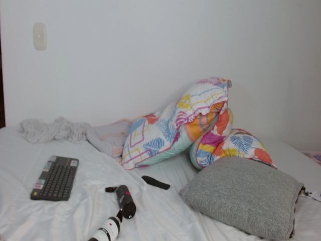 Live sex webcam photo for lina_castillo #256575825