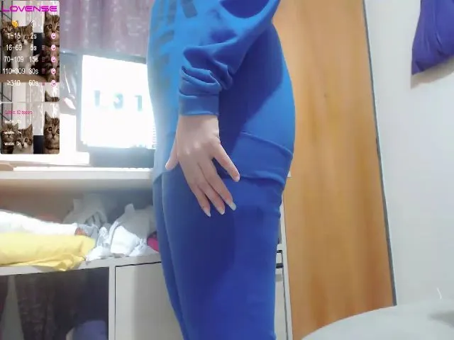 Live sex webcam photo for Meganhill_ #259615352