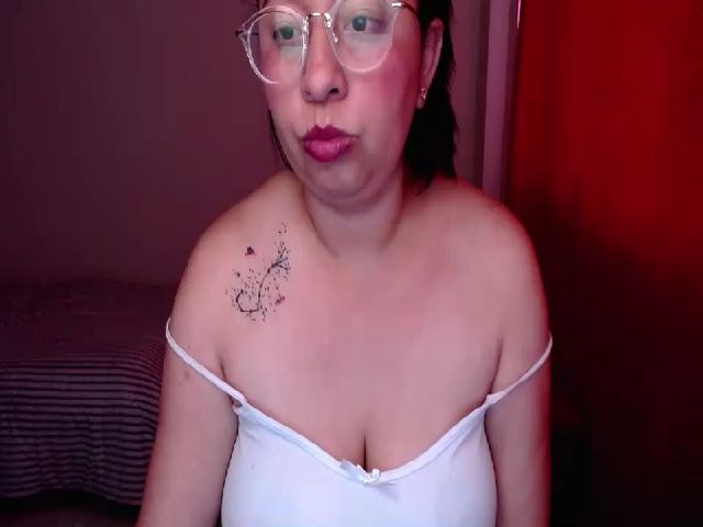 Live sex webcam photo for alondra #259540663