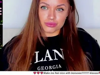 Live sex webcam photo for JenniferBomb #240685840