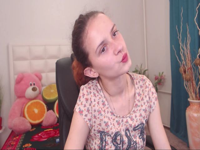 Live sex webcam photo for IrisNichols #256029320