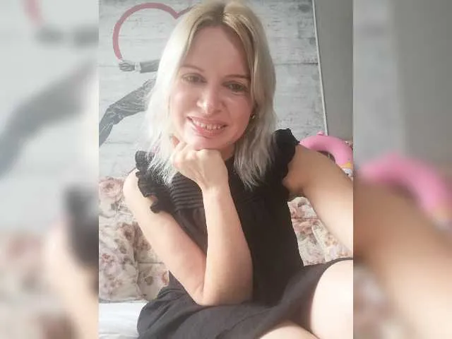 Live sex webcam photo for CathyPretty #251133647