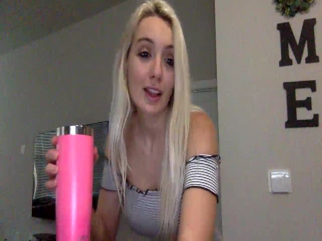 Live sex webcam photo for Sammy_gray #255343546