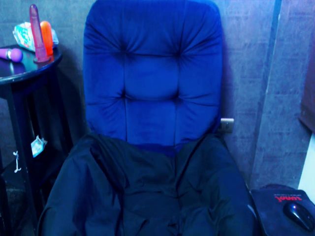 Live sex webcam photo for Amber_st #259463916