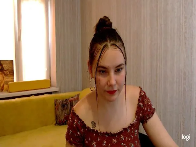 Live sex webcam photo for Quardiona #256972583