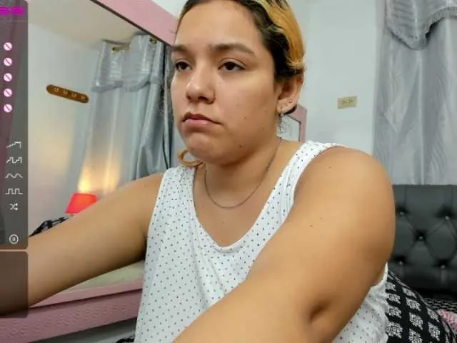 Live sex webcam photo for MeganCoppiano #260815941