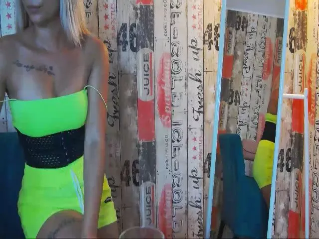 Live sex webcam photo for RubbyKalifha #262603479