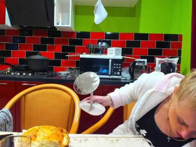 Live sex webcam photo for karolina1908 #241007202