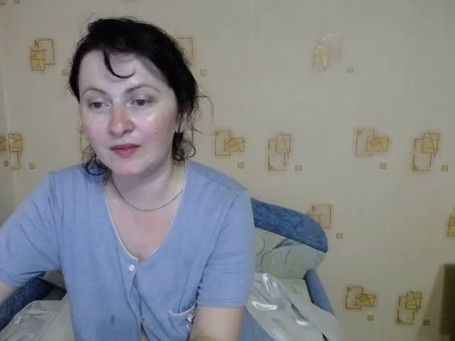 Live sex webcam photo for Alice2005 #255445127