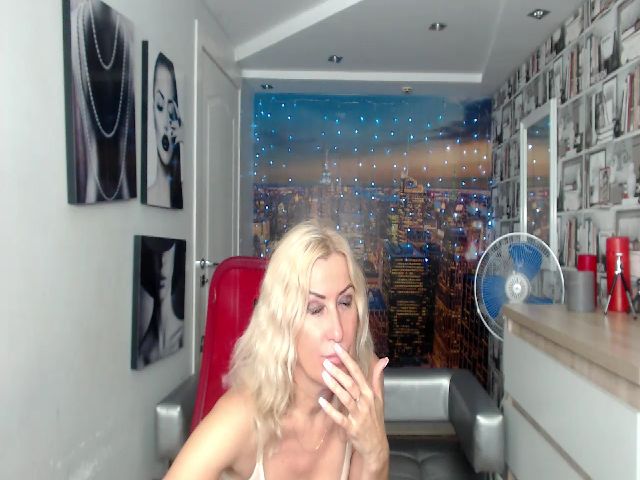 Live sex webcam photo for Lovely_della #257722973