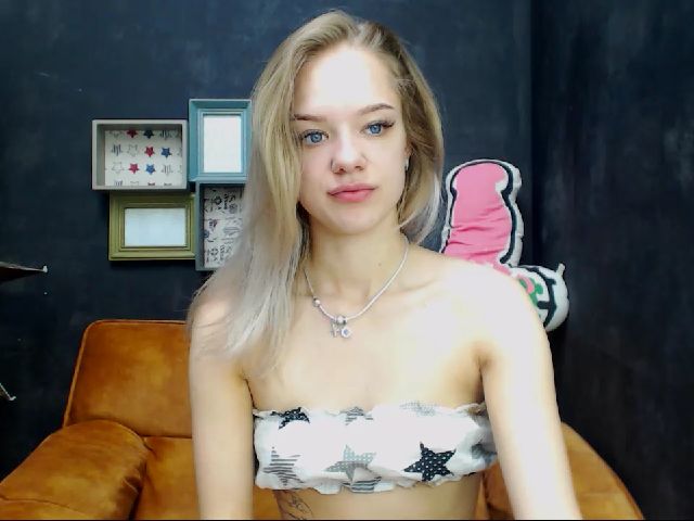 Live sex webcam photo for Pretty__Lika #255213406