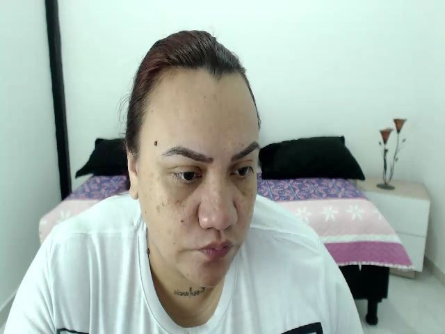 Live sex webcam photo for KimmyStone #256267140