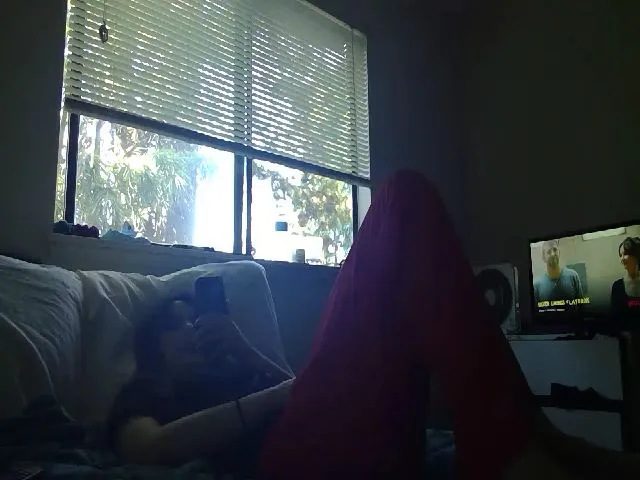 Live sex webcam photo for LilithLucid #264585817