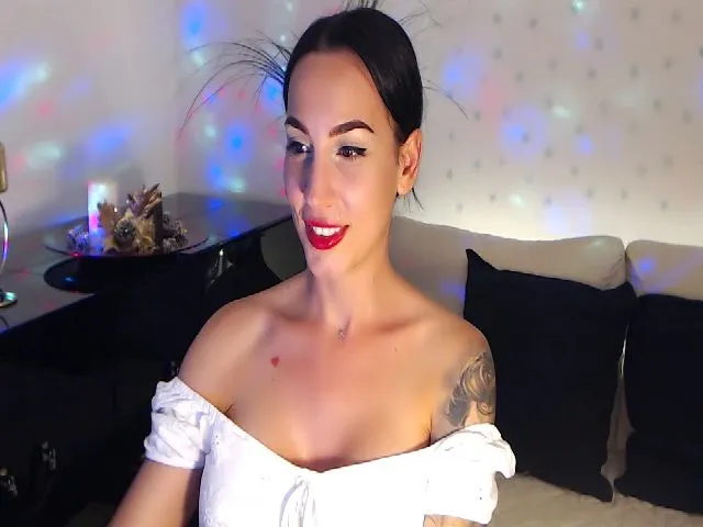 Live sex webcam photo for RubinRosey #259450045