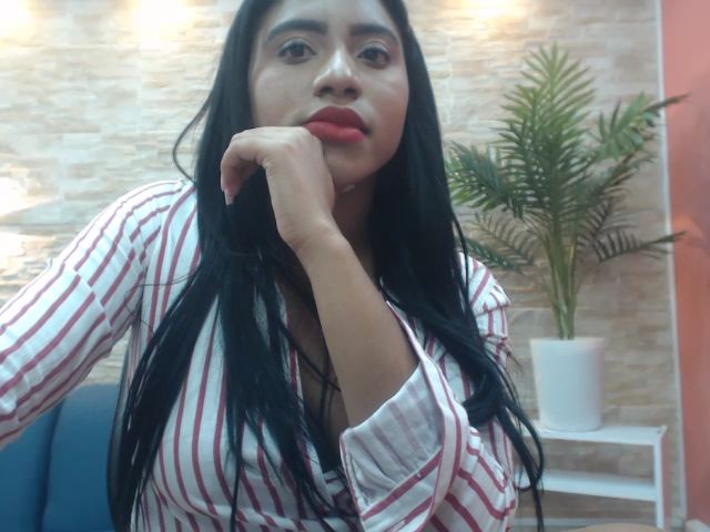 Live sex webcam photo for Saray22xx #262341740