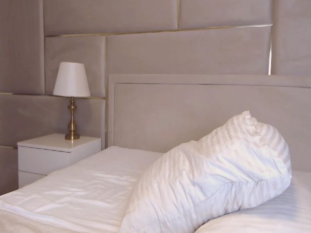 Live sex webcam photo for Ur_Wet_Desire #263748640