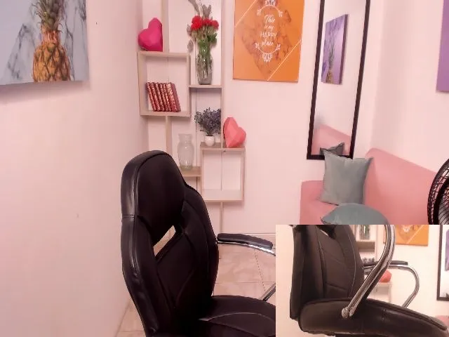 Live sex webcam photo for Camila_monet #264159469