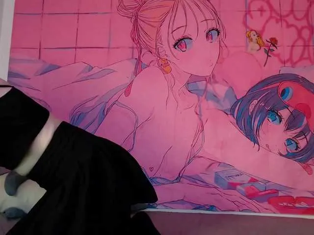 Live sex webcam photo for AliceKit18 #252879628