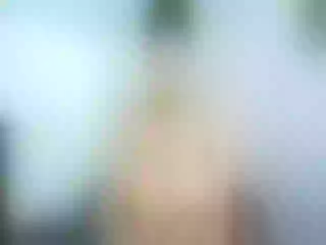 Live sex webcam photo for DollErotic69 #256076878