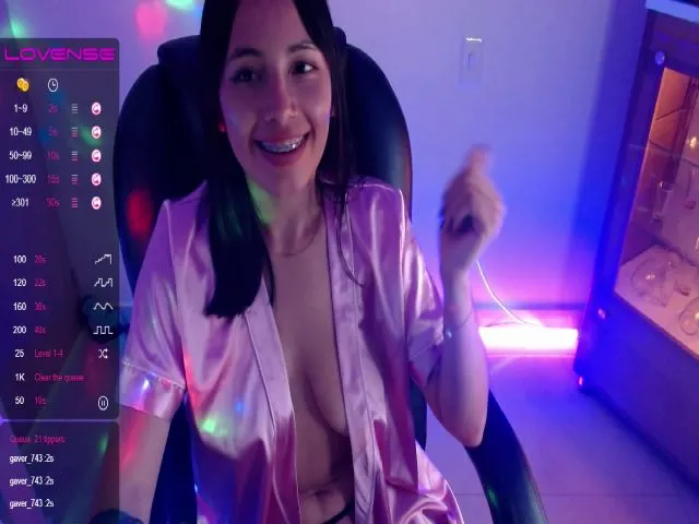 Live sex webcam photo for Addisonclark9 #261715538