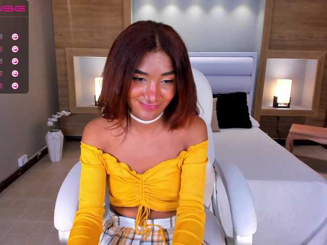 Live sex webcam photo for AlishaSanders #242497032