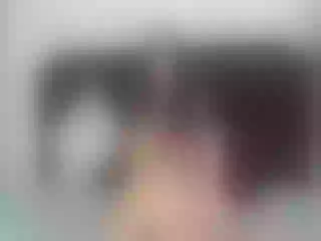 Live sex webcam photo for YoursLauren #257347848
